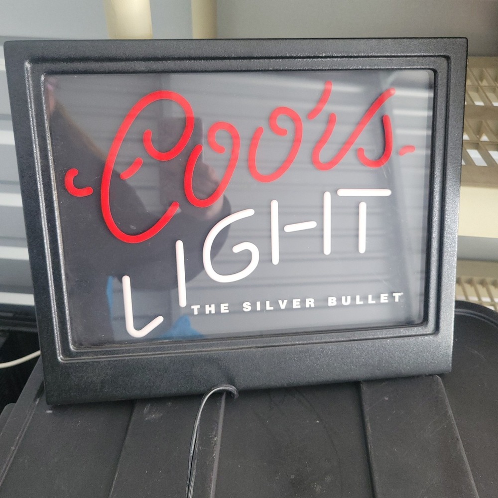 Coors Light The Silver Bullet Neon-Like Bar sign circa 1993 Breweriana Man Cave